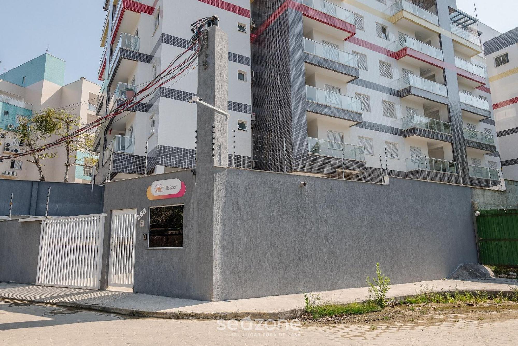 Apartamento Apto Aconchegante C Churrasq/ 550m Da Ire021 *